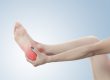 Paciente con dolor en el talón al levantarse durante valoración de fascitis plantar en CECOTEN